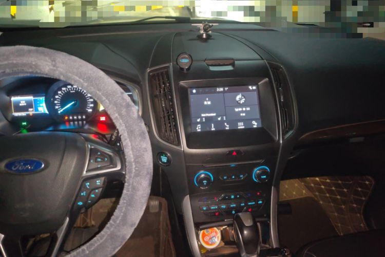 Used Ford Edge 2016 EcoBoost 245 Two-Wheel-Drive Titanium 7-Seater
