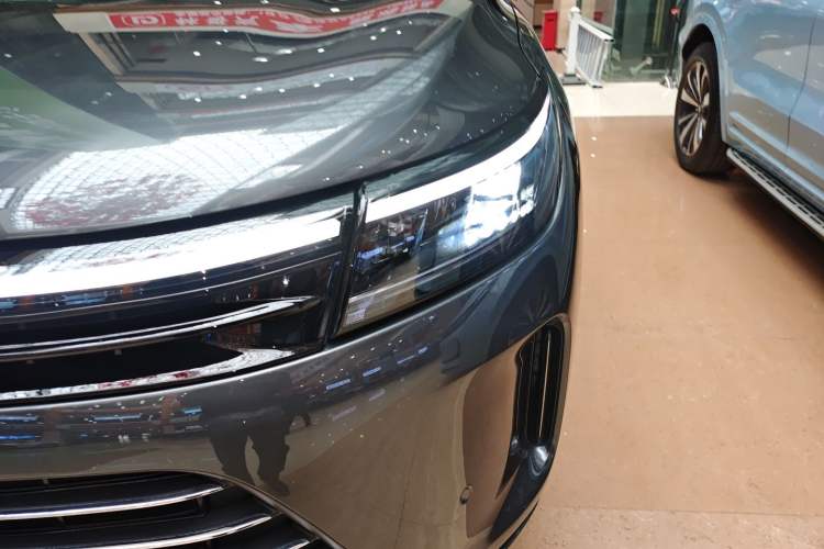 Used Hima AITO M7 2024 1.5T Rear-Drive Plus Version 5 Seats
