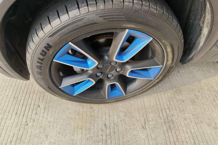 Used Lynk & Co 01 2019 2.0T Two-Wheel Drive Zhaopu Version China VI Standard
