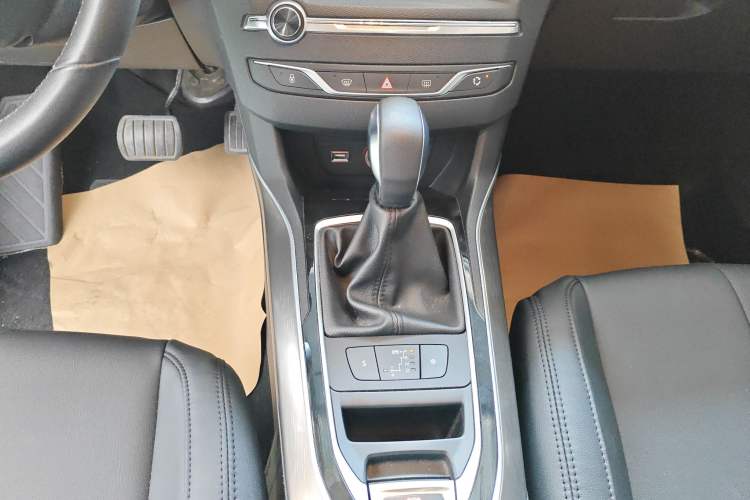 Used Peugeot 408 2014 1.8L Automatic Luxury Edition
