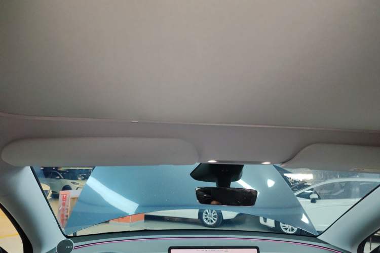 Used Tesla Model Y 2025 Rear-Wheel-Drive Version