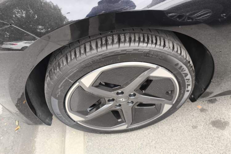 Used  eπ007 2024 Range-Extended 200 RuYi Edition
