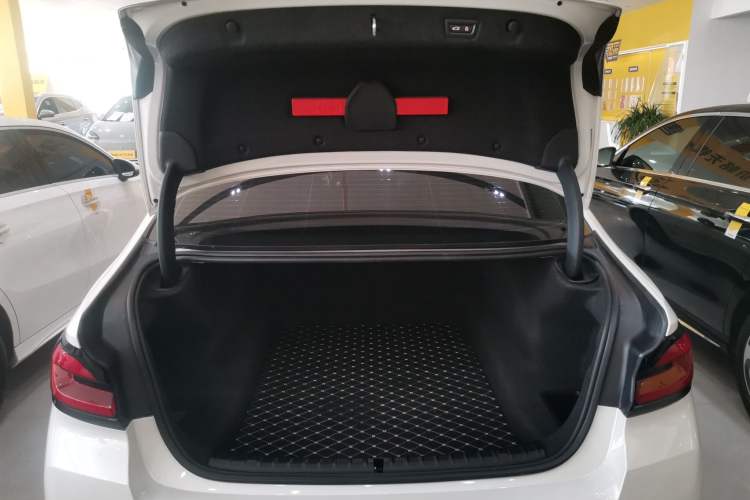 Used BMW 5 Series 2022 Restyled 530Li Leading Edition M Sport Package
