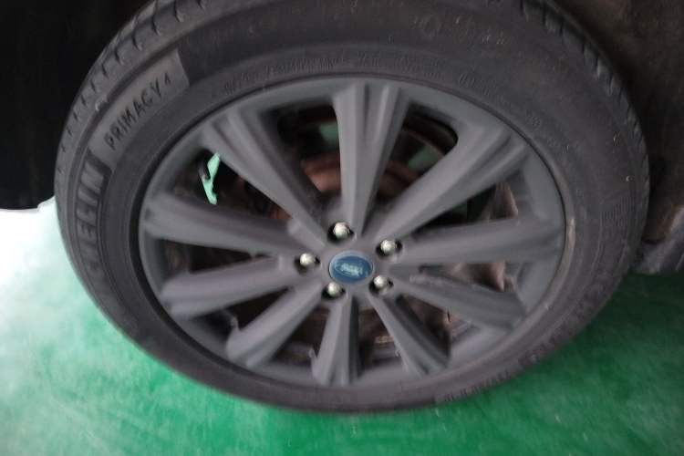 Used Ford Kuga 2017 EcoBoost 180 Two-Wheel-Drive Luxury Wing Edition
