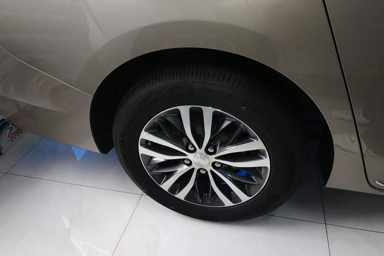 Used Buick GL8 2023 ES Lu Zun Comfort Model
