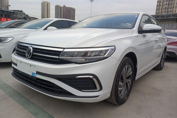 Used Volkswagen Bora 
