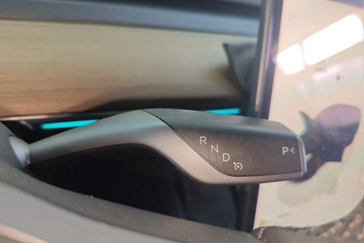 Used Tesla Model Y 2022 Rear-Wheel-Drive Version
