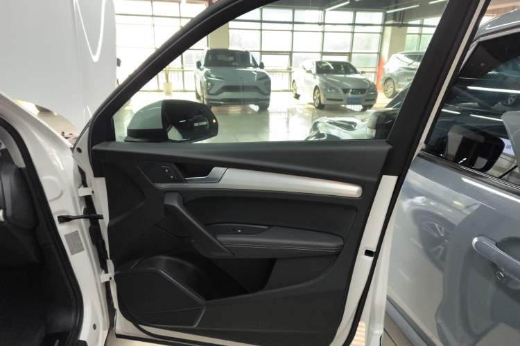 Used Audi Q5L 2020 Updated 40 TFSI Prestige Fashion Edition