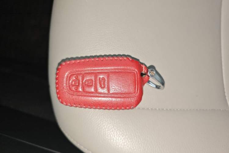 Used Toyota Corolla 2021 Dual-Motor 1.8L E-CVT Elite Edition
