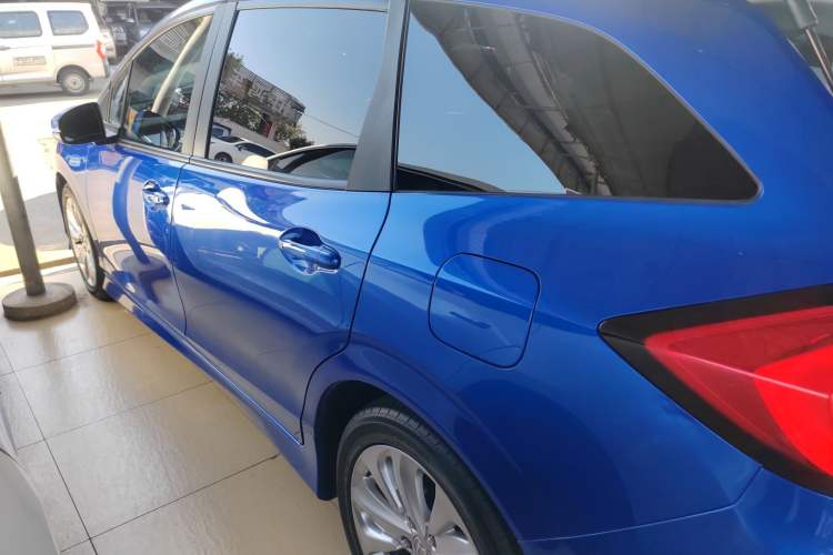 Used Honda Jade 2017 1.8L automatic Comfort version 5 seats
