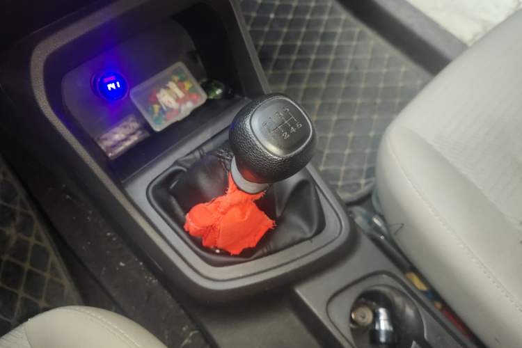 Used Wuling Hongguang V 2022 1.5L Jingqu Edition Electric-Assist LAR
