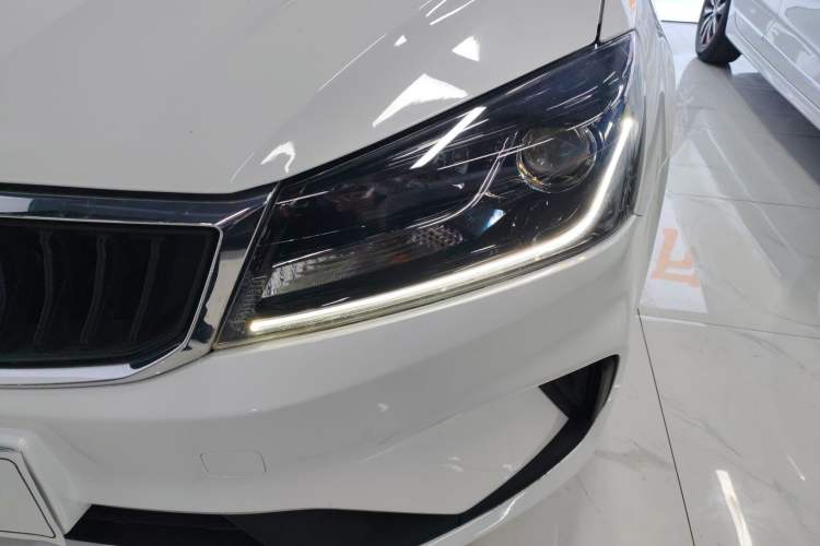 Used Geely Auto Emgrand 2021 UP 1.5L CVT Luxury Model
