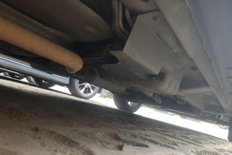 Used Dodge Journey 2013 2.4L Two-Wheel Drive Luxury Version
