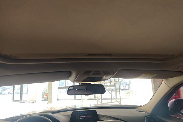 Used BMW 3 Series 2018 320Li Fashion Model
