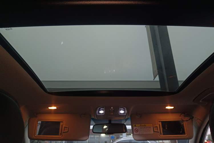 Used Kia K5 2016 1.6T Automatic LUX
