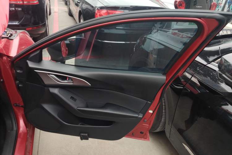 Used Mazda Mazda 3 Axela 2019 Cloud-Controlled Version Sedan 1.5L Automatic Comfort Trim China VI Standard
