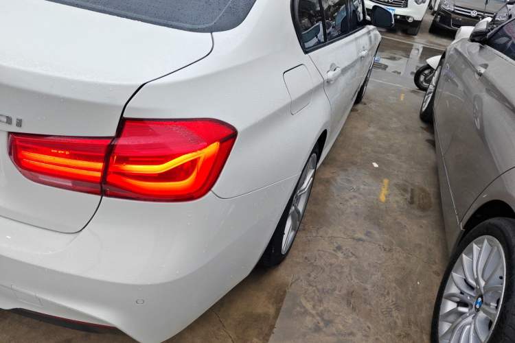 Used BMW 3 Series 2019 320i M Sport Package
