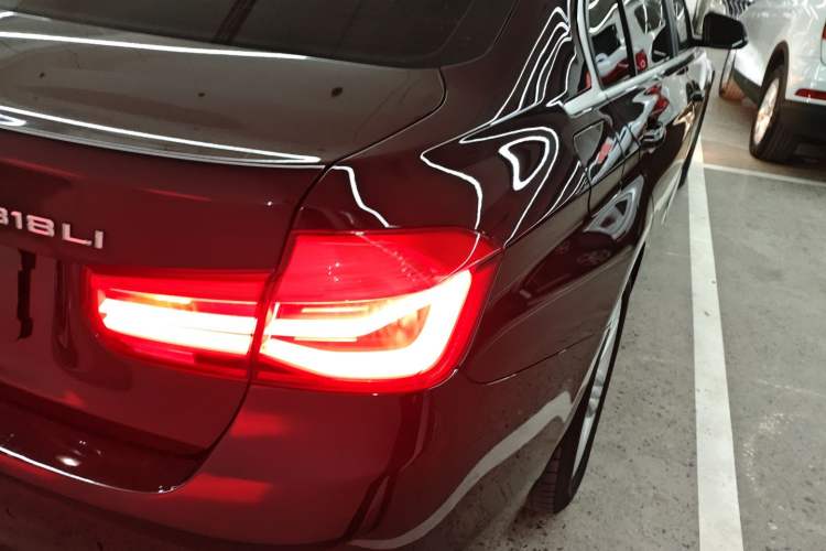 Used BMW 3 Series 2018 318Li
