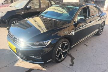 Used Volkswagen Magotan 2023 2 Million Units Limited Edition 330TSI DSG Leading Version