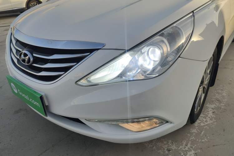 Used Hyundai Sonata 2014 2.4L Automatic Leading Edition China IV Standard
