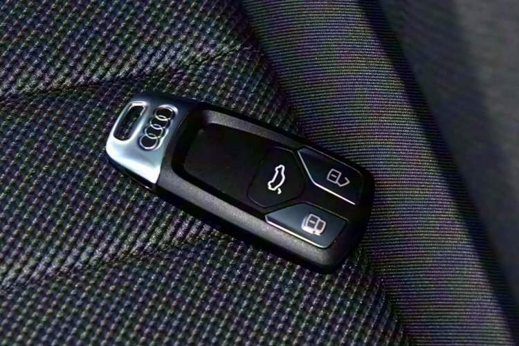 Used Audi A4L 2019 40 TFSI Fashion Version China V
