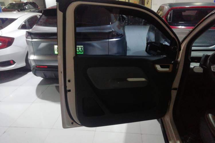 Used Wuling Hongguang MINIEV 2022 GAMEBOY 200km Gaming Edition with Lithium Iron Phosphate
