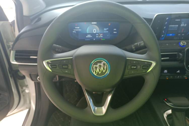 Used Buick Velite 6 2023 430km Range Commuter Version
