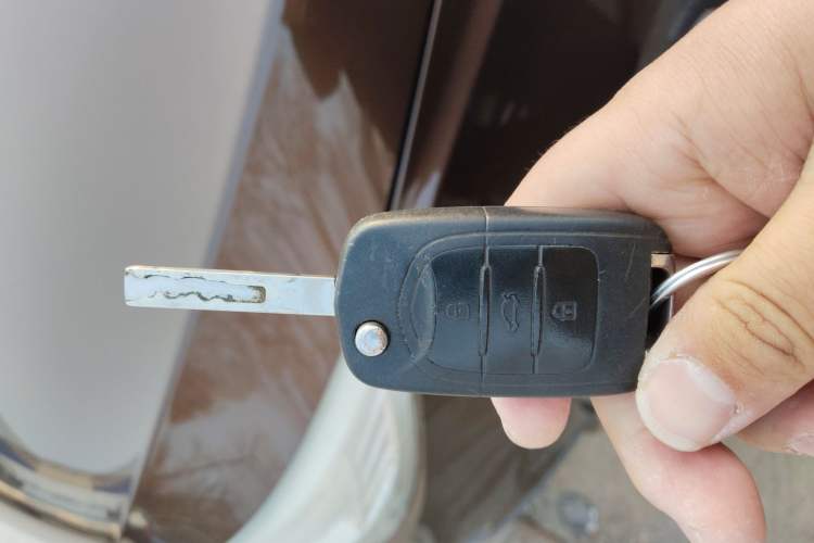 Used Baojun 730 2016 1.5L Manual Comfort Version 7 Seats China V Emission Standard
