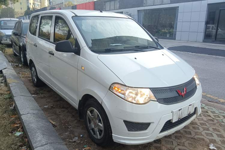 Used Wuling Hongguang 2015 1.2L S Base Model China V Standard
