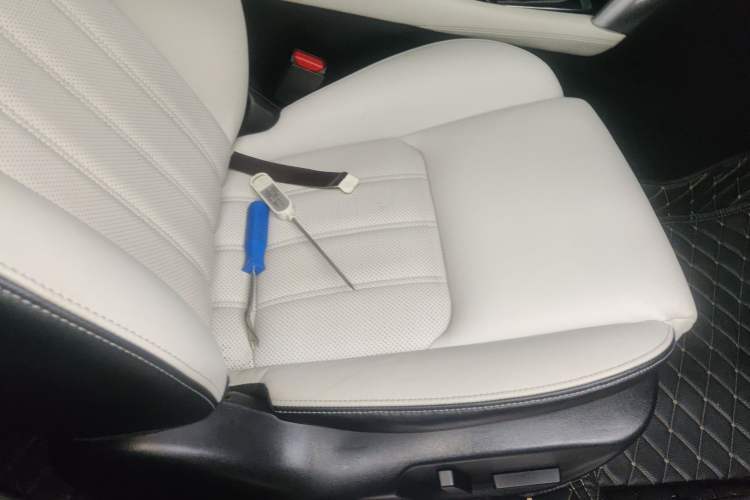 Used Mazda CX-4 2016 2.5L Automatic 4x4 Bluetide Fearless Edition
