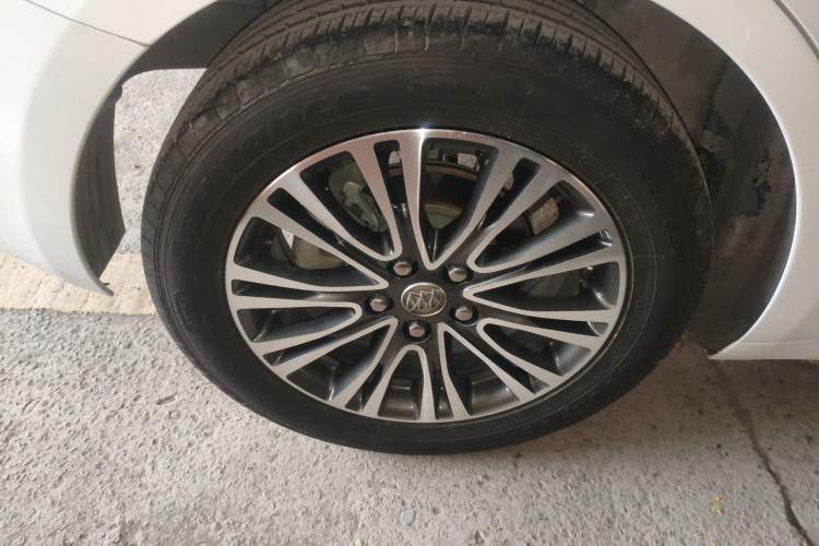 Used Buick GT 2016 18T Dual-Clutch Elite Model
