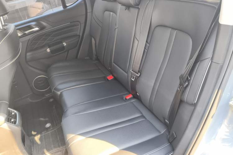 Used Tank 300 2021 City Edition 2.0T—Truly Stylish
