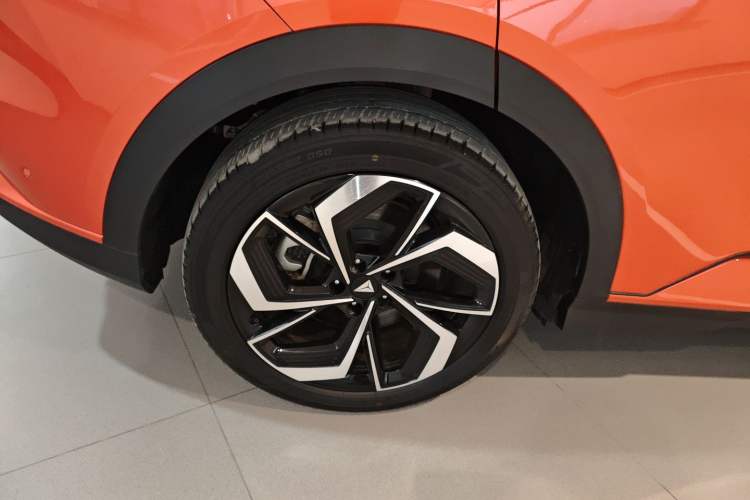 Used Deepal S07 2024 215Max Qiankun Intelligent Driving ADS SE Range-Extended Version