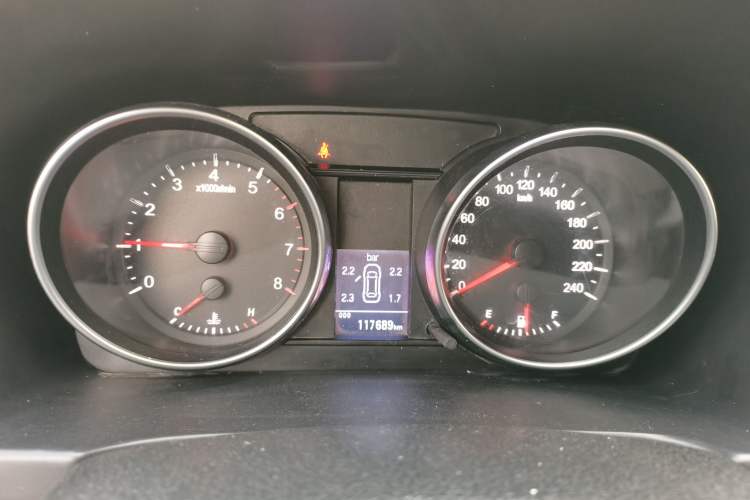 Used Haval H6 2013 Upgraded Model 1.5T Manual Two-Wheel Drive Elite Version