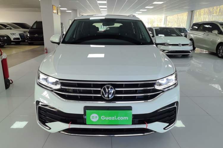 Used Volkswagen Tiguan L 2024 Outstanding Model 330TSI Automatic Two-Wheel Drive R-Line Dragon Glory Edition
