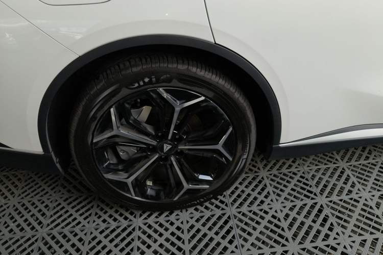 Used  SL03 2023 200Max Range-Extended Version