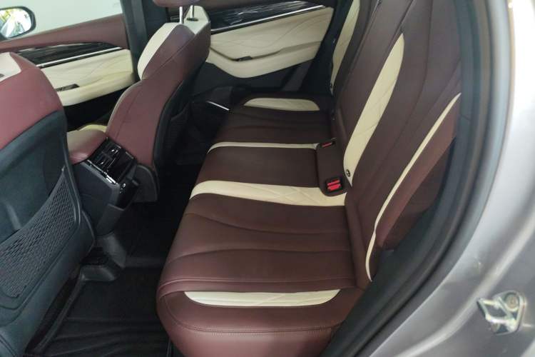 Used Geely Auto Monjaro L 2021 2.0TD DCT EVO Two-Wheel Drive Prestige Version
