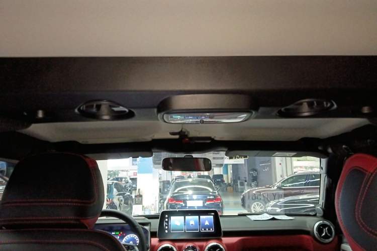 Used  BJ40 2024 2.0D Blade Hero Glory Edition
