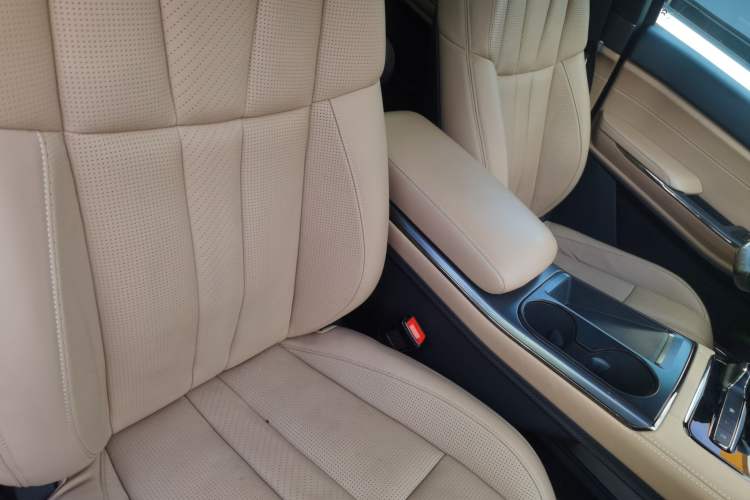 Used Nio ES8 2020 415 km Signature Edition 6-Seater Version
