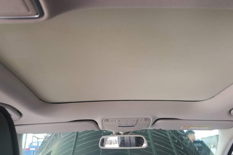 Used Mercedes-Benz C-Class 2018 C 200 L
