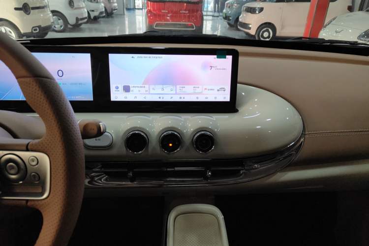 Used Wuling Bingo 2025 410 km Lingxi Deluxe Edition
