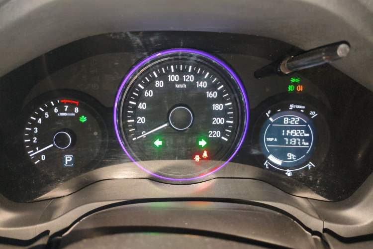 Used Honda Vezel 2017 1.8L CVT Front-Wheel Drive Pioneer Edition