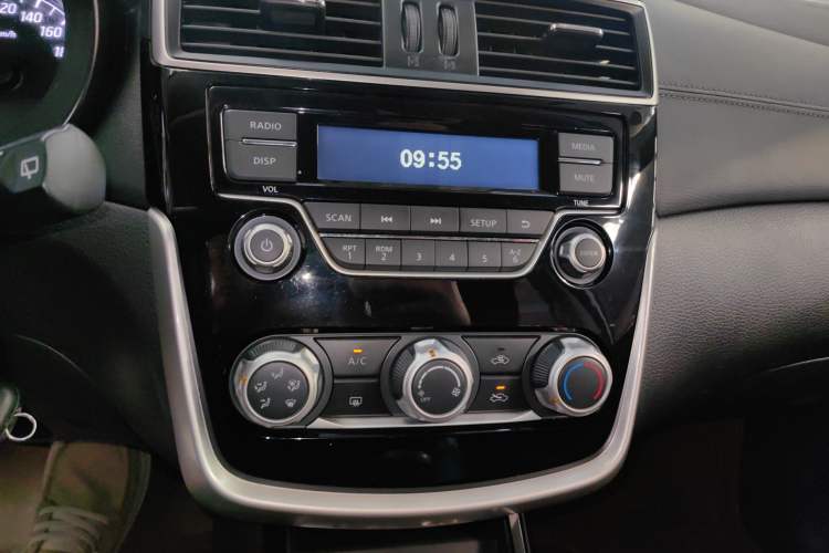 Used Nissan Tiida 2021 1.6L CVT Cool Edition