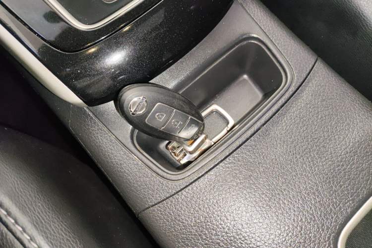 Used Nissan Sylphy 2019 1.6XV CVT Smart Connect Luxury Edition China VI Standard