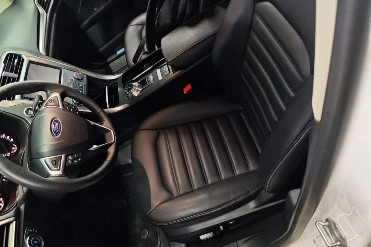 Used Ford Mondeo 2018 EcoBoost 180 Smart Control Fashion Model China V Standard
