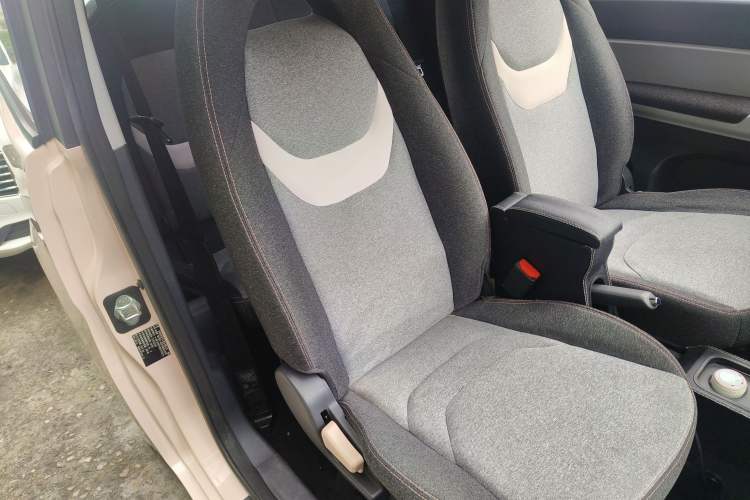 Used Chery QQ Ice Cream 2022 Pudding Model
