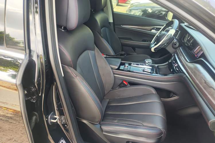 Used GAC Trumpchi GA8 2020 390T Prestige Edition
