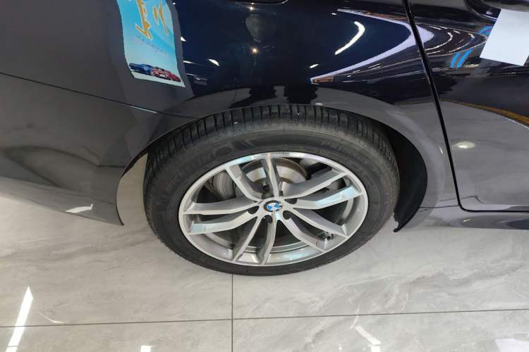 Used BMW 5 Series 2019 Restyled 525Li M Sport Package
