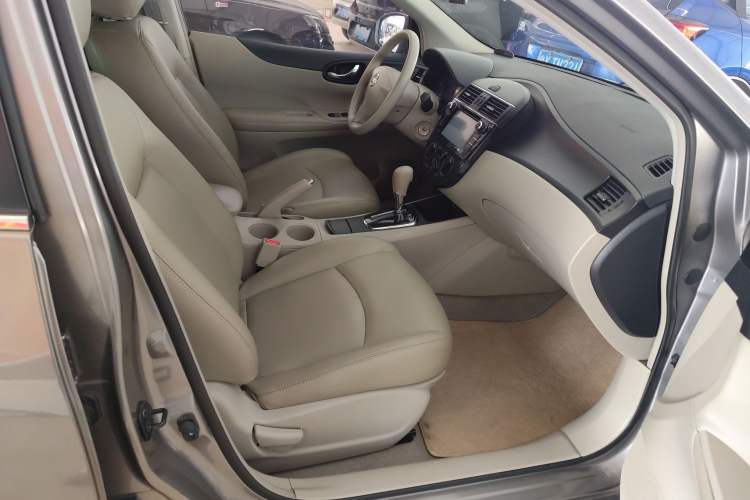 Used Nissan Tiida 2011 1.6L CVT Comfort Model
