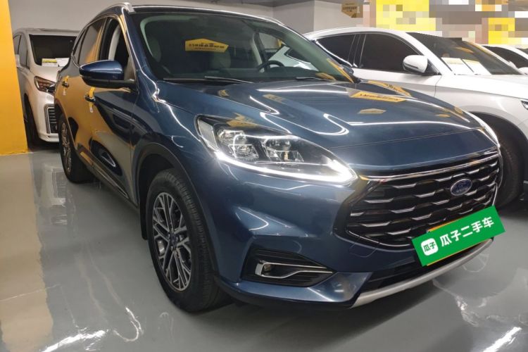 Used Ford Escape 2020 EcoBoost 245 Two-Wheel-Drive Titanium Edition
